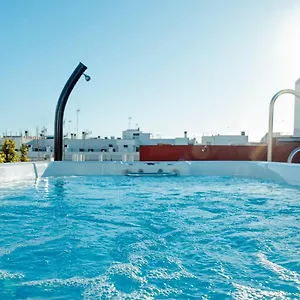 luz-de-gades-suites-spa-gym-adults-only-18a.hotelsincadiz.net/