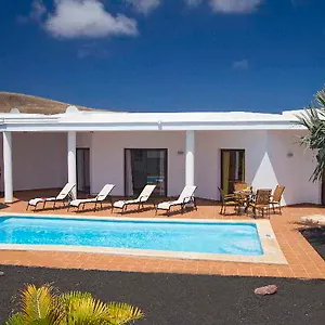 villas-blancas-2-hab.in-canary-islands.com/